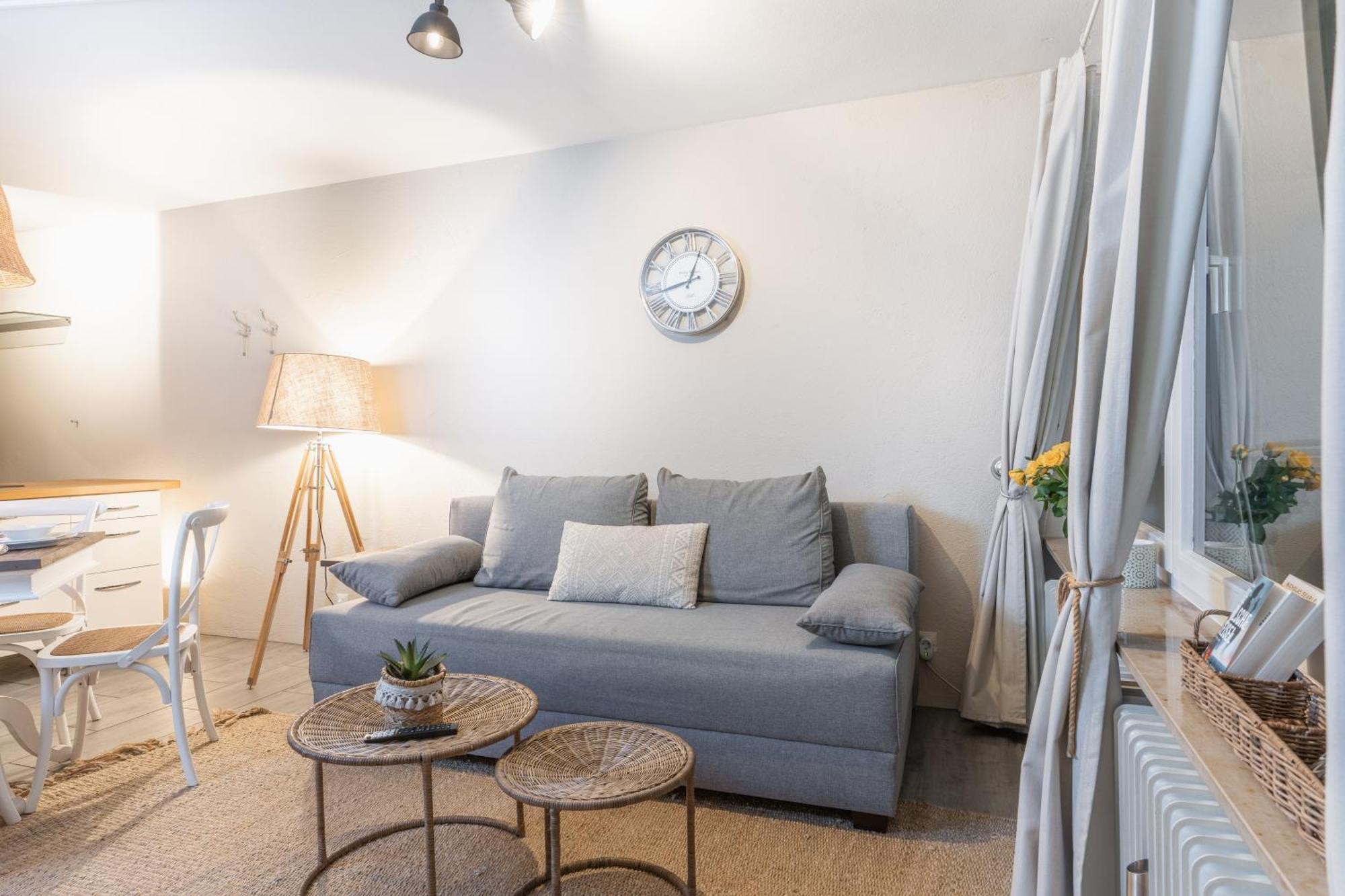 Seeblick-Oase Istayunixi Seenaehe-Sauna-Balkon-Netflix-Parkplatz Ohningen Buitenkant foto
