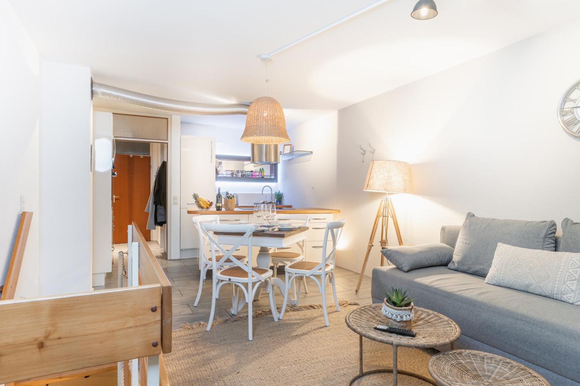 Seeblick-Oase Istayunixi Seenaehe-Sauna-Balkon-Netflix-Parkplatz Ohningen Buitenkant foto