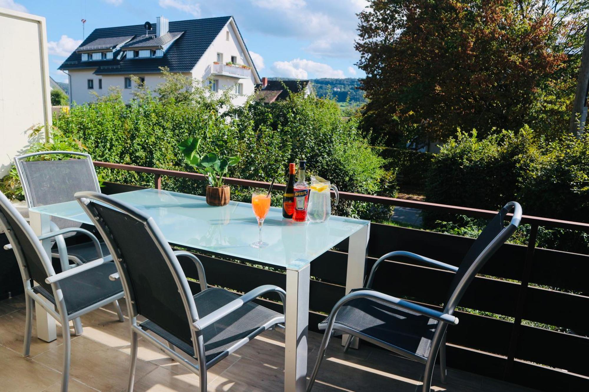 Seeblick-Oase Istayunixi Seenaehe-Sauna-Balkon-Netflix-Parkplatz Ohningen Buitenkant foto